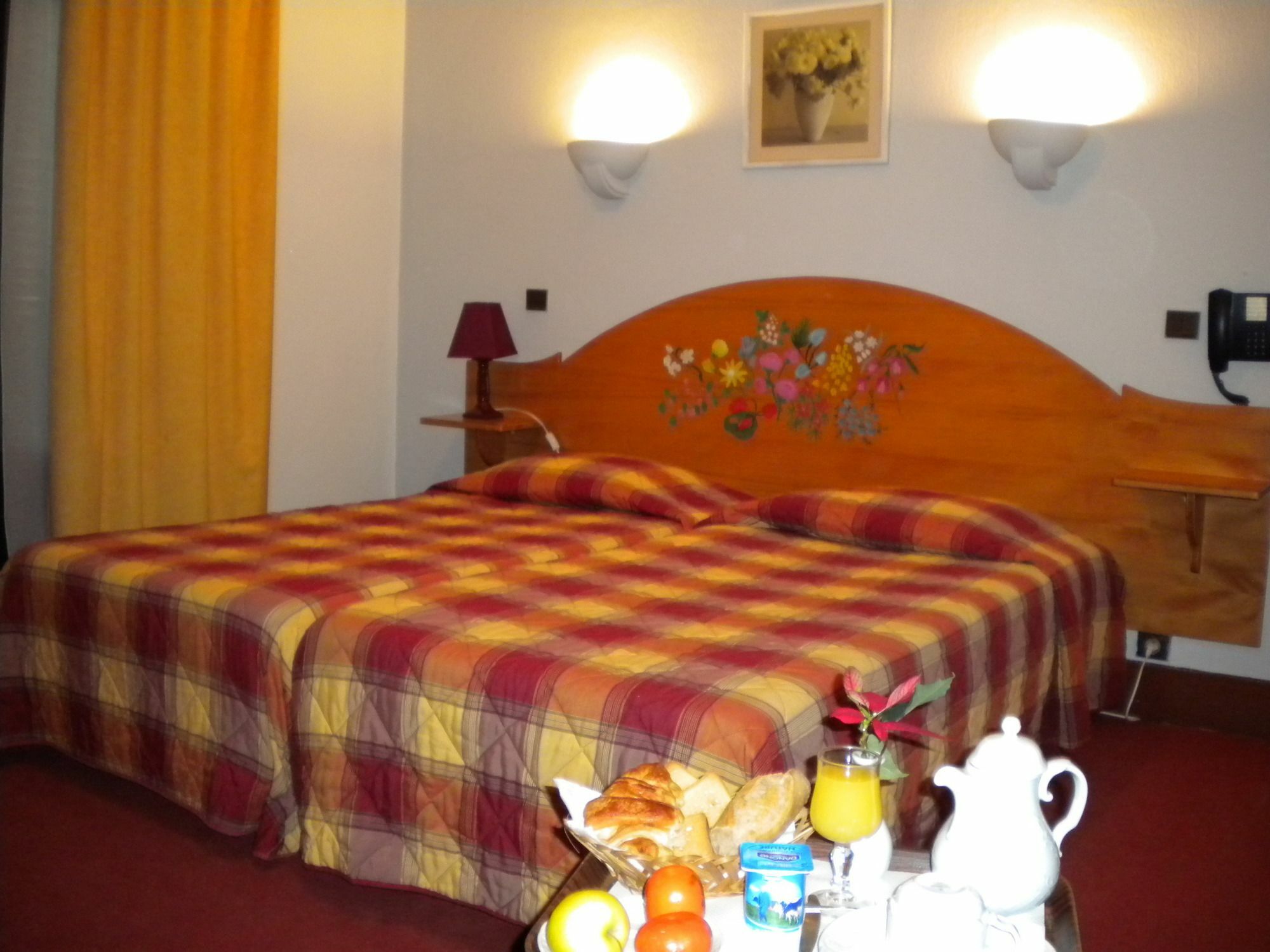Hebe Hotel Аннесі Екстер'єр фото